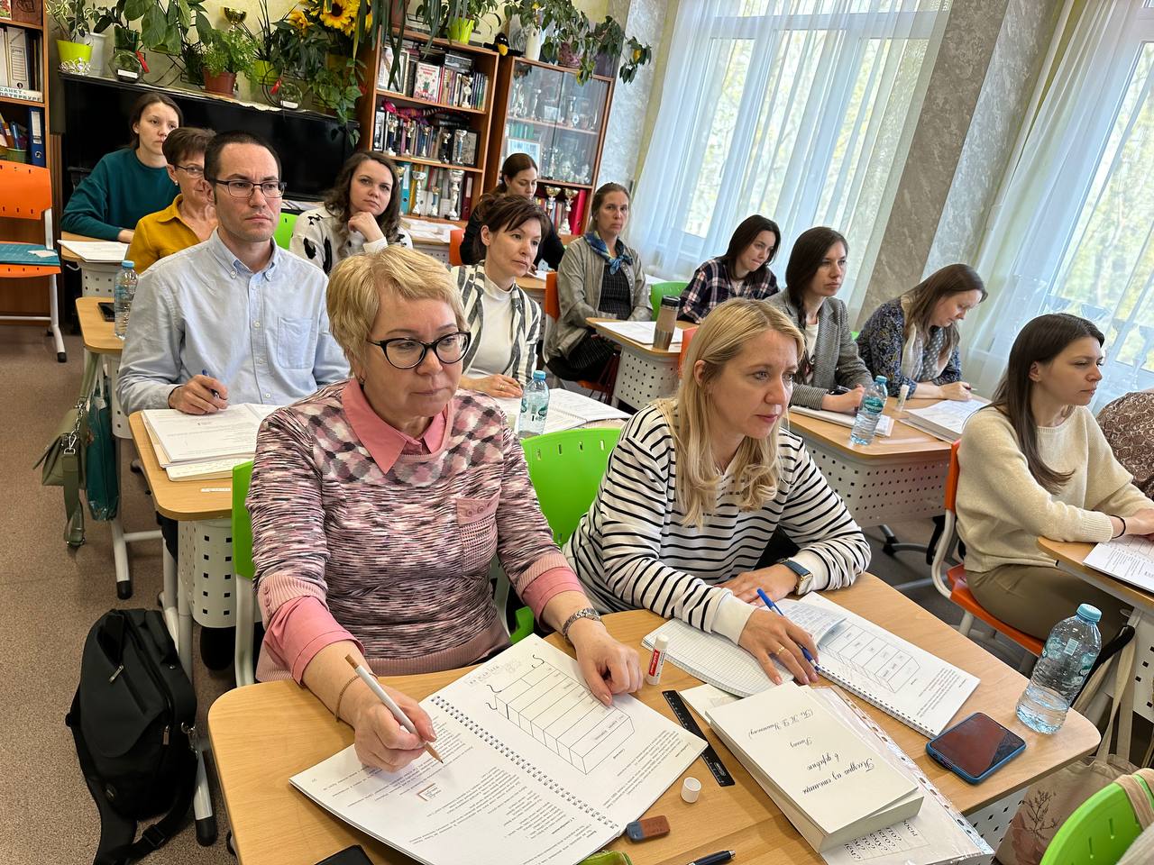 photo 5348194960786183685 y