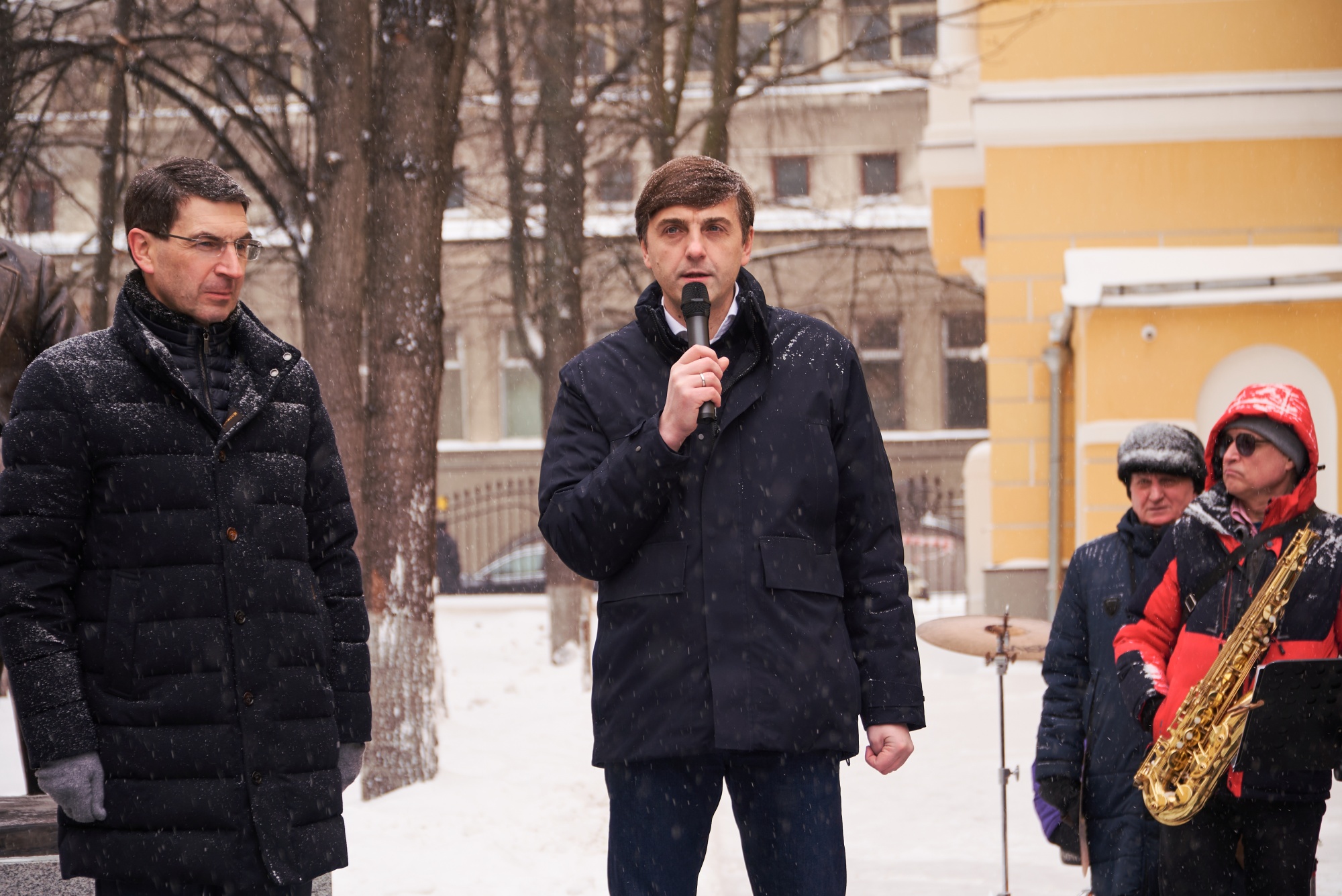 6e2b4d46dee0ca6d38e1 2000x