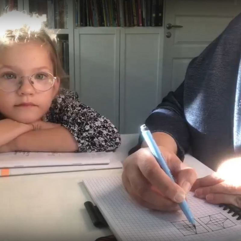 1 класс. Способ работы в тетрадях для рисования по клеткам