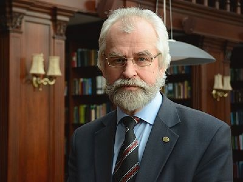 Метод медленного чтения. Беседа с А. Н. Ужанковым